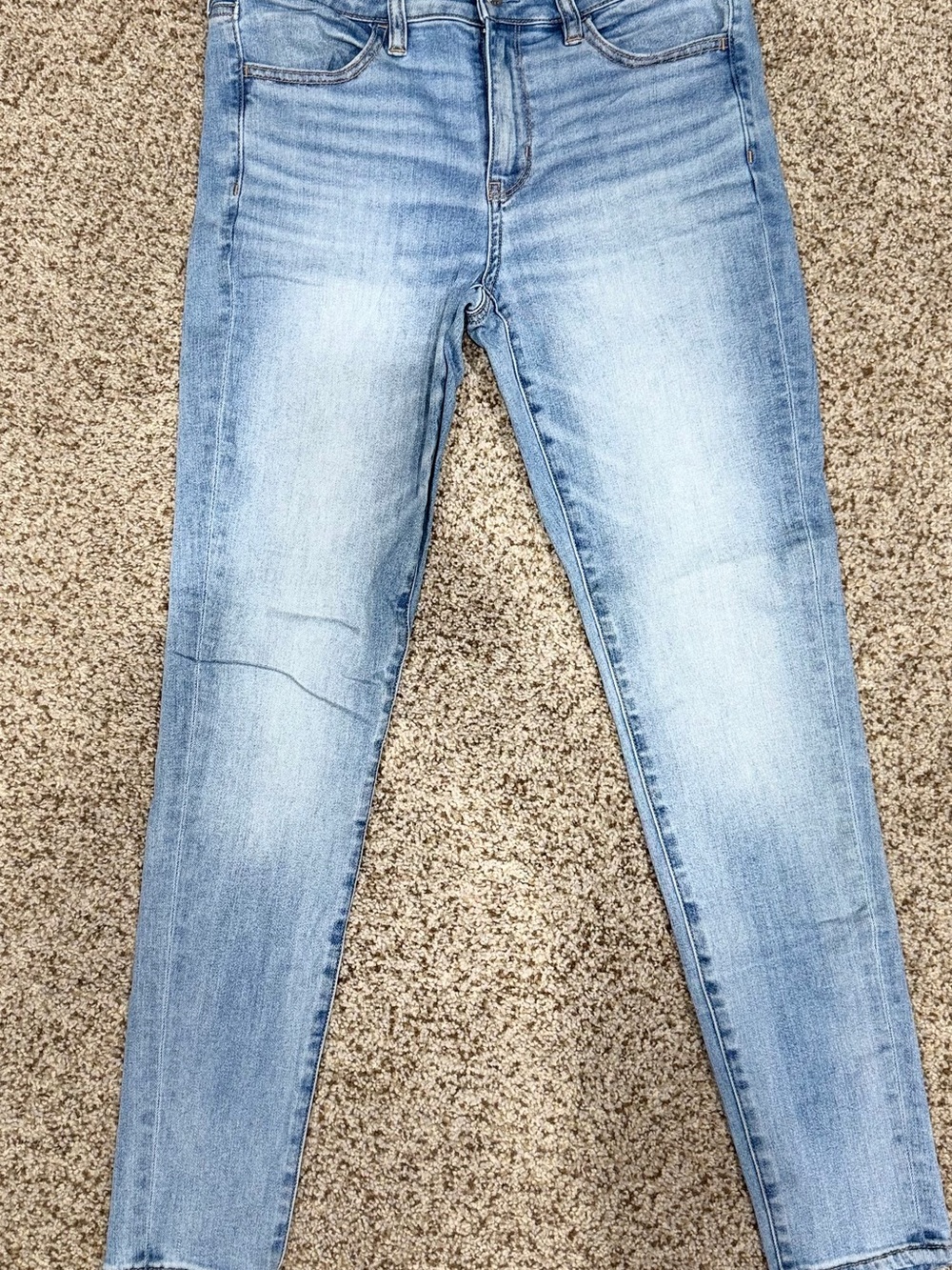 American Eagle Outfitters Light Wash Stretch Skinny Jeans